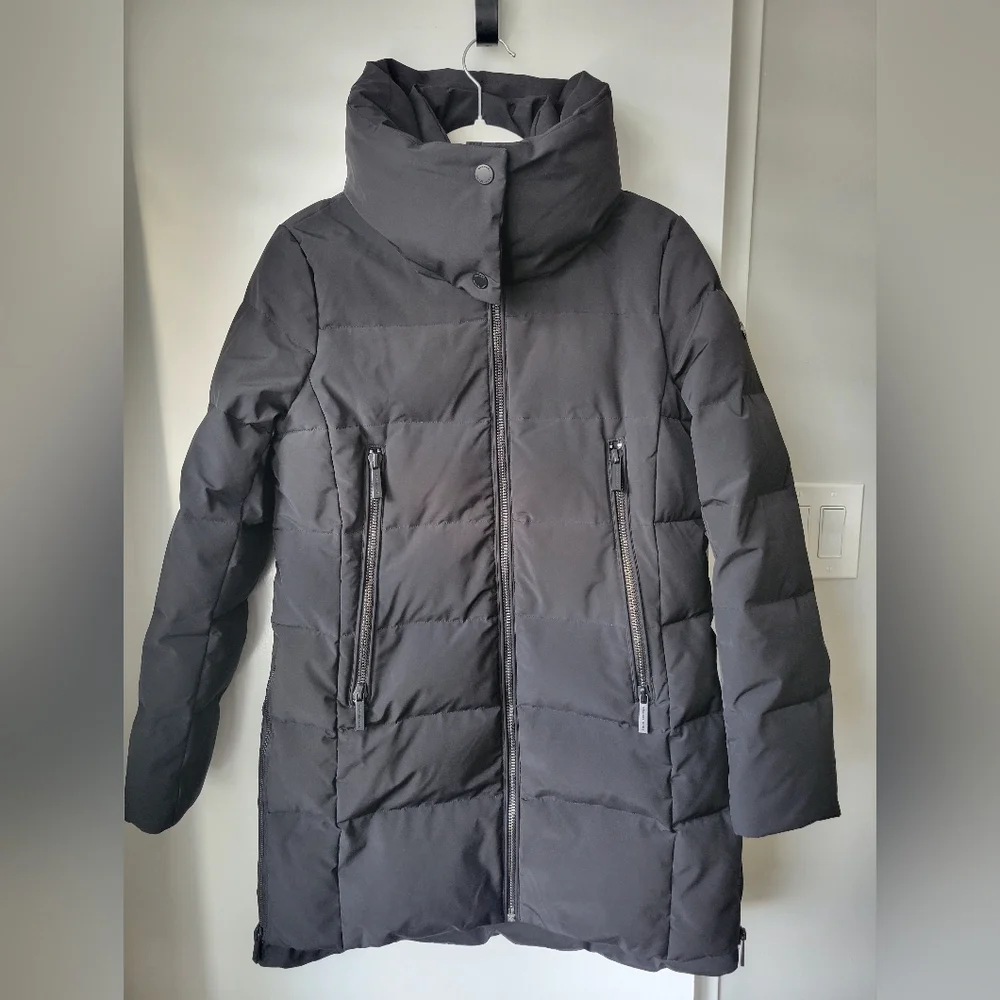 ❄️Michael Kors puffer parka - Picture 1 of 12